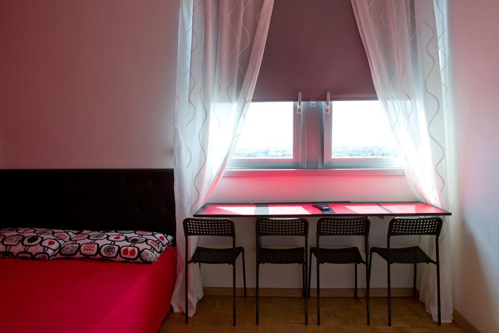 Federico Fellini Apartment Rimini Room photo